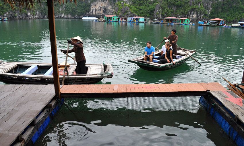 Cua Van Fishing Village - Halong Bay