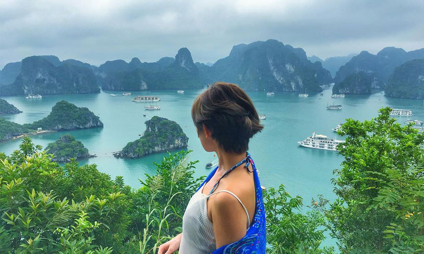 View from the peak of Bai Tho Mounatin