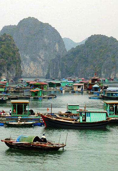 Cua Van Fishing Village