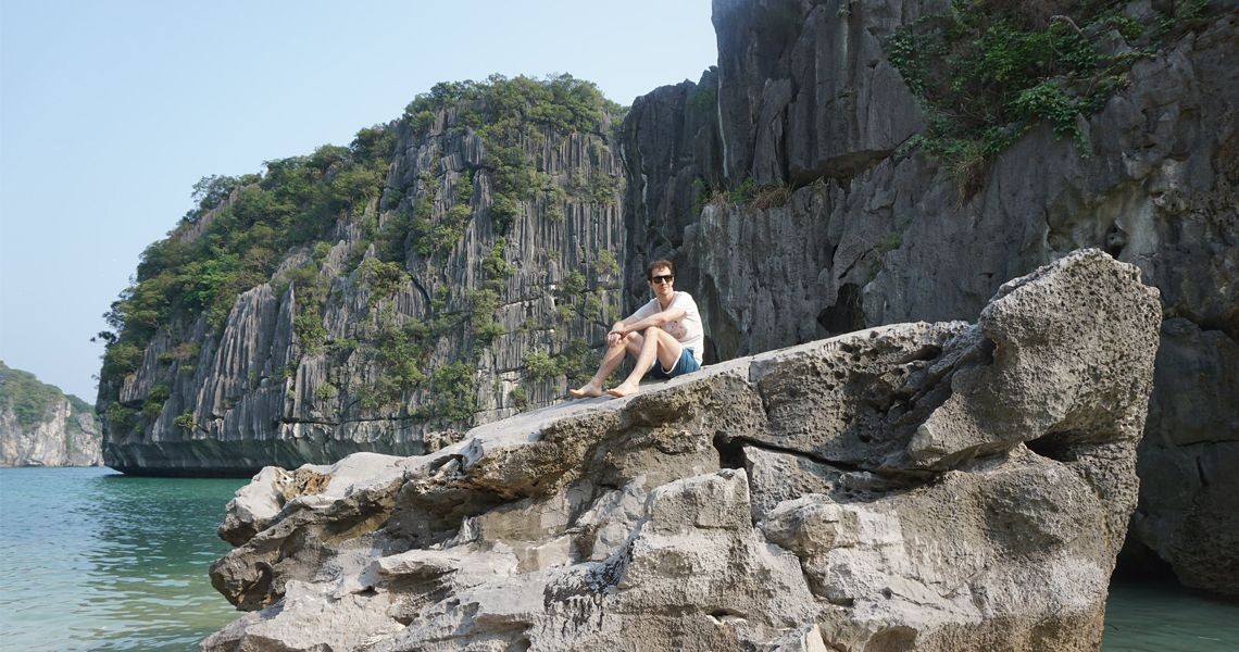 Me Cung Cave