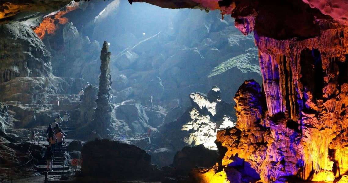 Thien Cung Cave