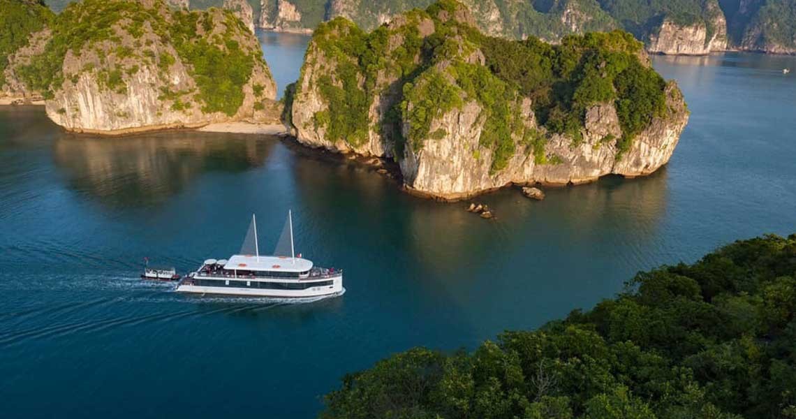 Jade Sails Cruise