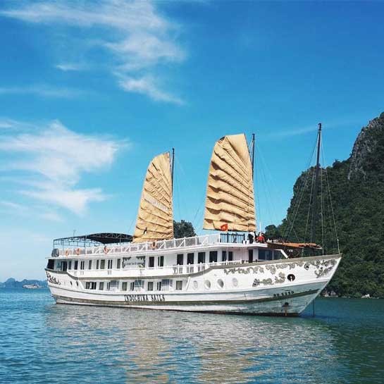 Indochina Sails  2 Days 1 Night
