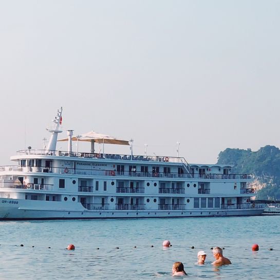 Paradise Elegance Cruises 2 Days 1 Night