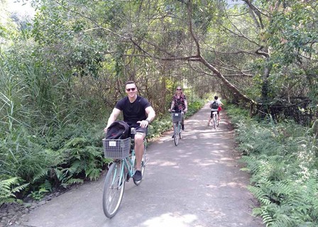 Discover Viet Hai Village (B, L, D)