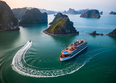 Hanoi - Tuan Chau Harbor- Halong Bay - Lan Ha Bay/Cat Ba Island