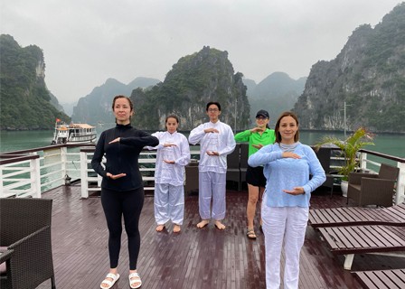 Halong - Tuan Chau